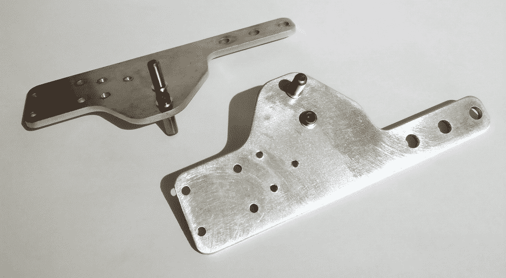 XY gantry idler mount improved with dowel pin